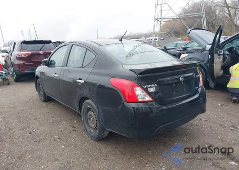 2016 Nissan Versa 1.6 S/1.6 S+/1.6 Sl/1.6 Sv z USA, uszkodzony, nr VIN 3N1CN7AP4GL819421
